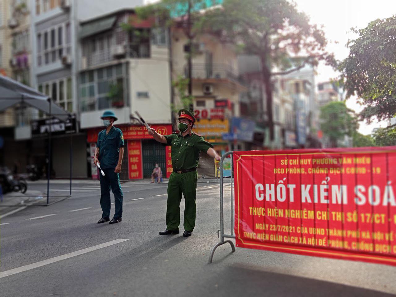 Chuyện ghi nơi chốt kiểm soát phòng chống dịch COVID-19