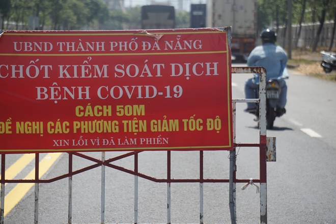 Đà Nẵng: Công an phường, trực chốt, tình nguyện viên mắc COVID-19