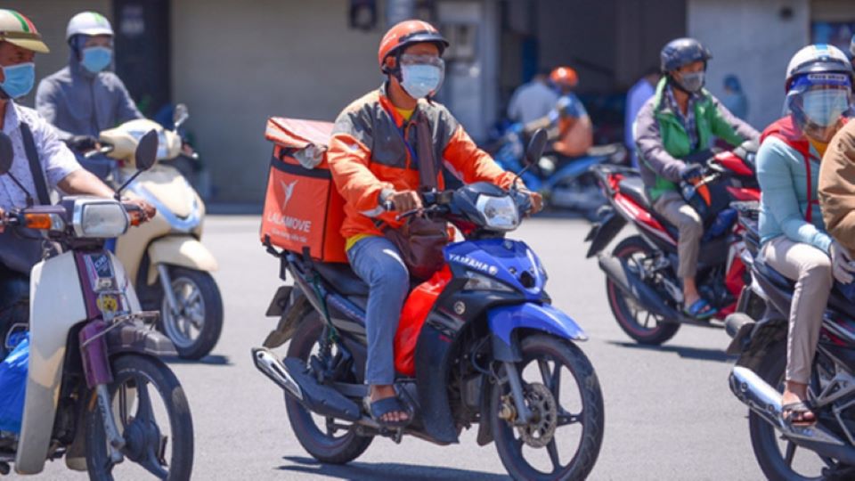 TP. HCM: Shipper được phép hoạt động trở lại, không phân biệt ‘vùng đỏ’, ‘vùng xanh’