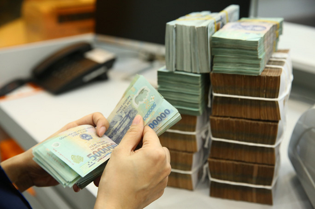 Lãi suất cho vay đã giảm bao nhiêu trong hơn một tháng qua?