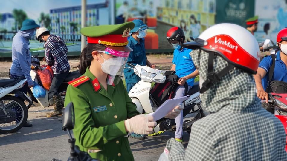 Hà Nội: Hơn 2.000 phương tiện phải quay đầu không vào thành phố