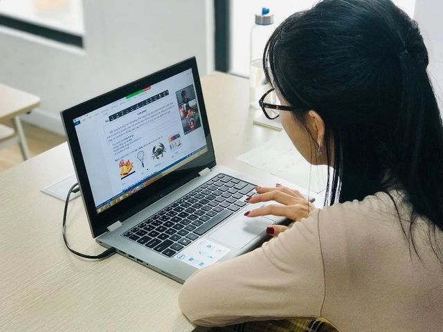Trúng tuyển đại học, cần giấy tờ gì để qua chốt vào Hà Nội nhập học?