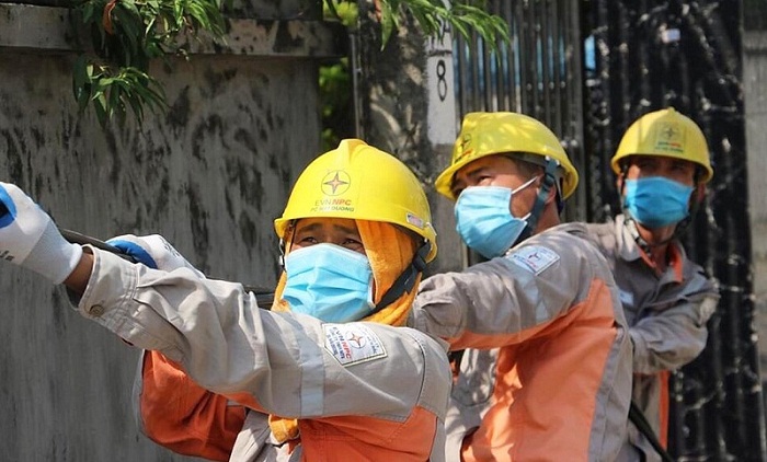 Tiêu thụ điện toàn quốc tiếp tục giảm do giãn cách xã hội