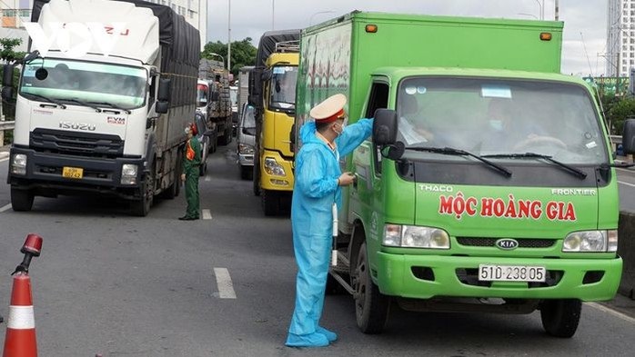 Thủ tướng chỉ đạo thúc đẩy sản xuất, lưu thông, xuất khẩu nông sản