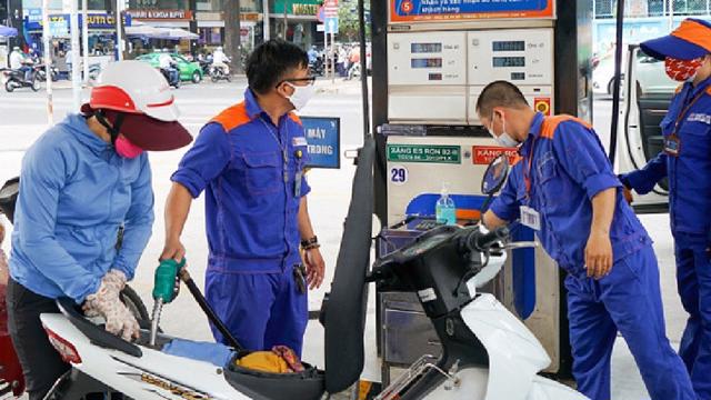 Điều hành giá xăng dầu đảm bảo lợi ích giữa nhà nước, doanh nghiệp và người dân