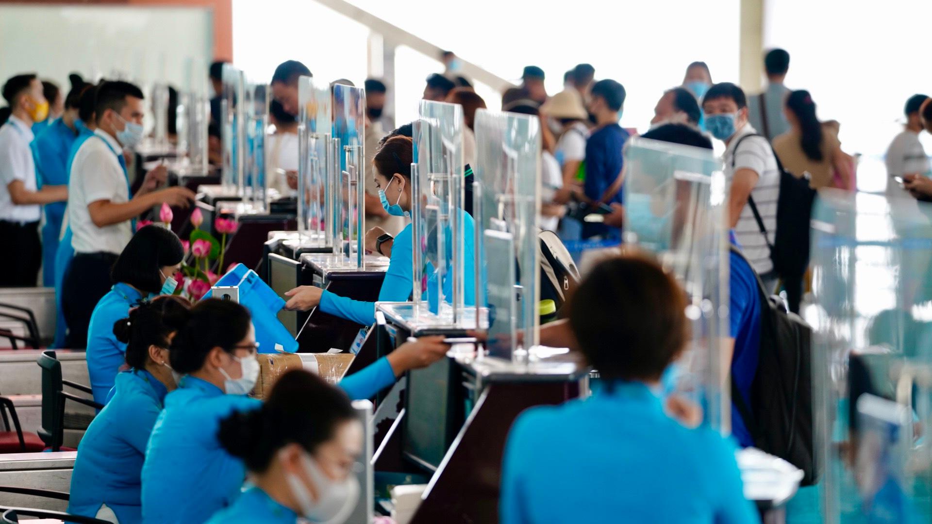 Bộ GTVT đề xuất khai thác các chuyến bay nội địa đi/đến Nội Bài từ 10/10