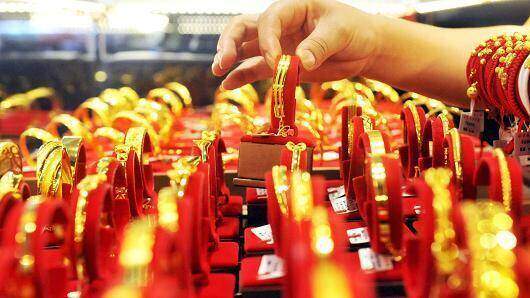 Giá vàng SJC tăng vượt qua mốc 57,5 triệu đồng/lượng