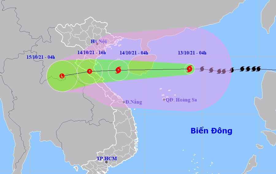 Bão số 8 dự báo đi vào Vịnh Bắc Bộ đêm nay 13/10