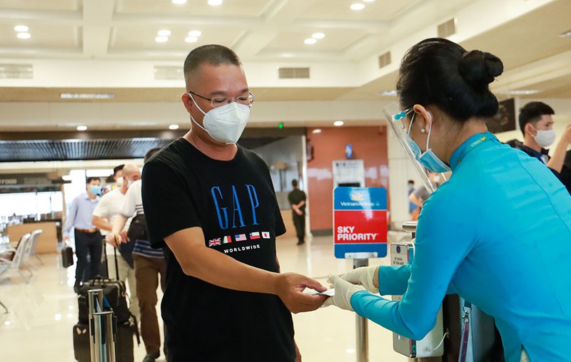 Những yêu cầu mới về việc kiểm soát khách đi máy bay