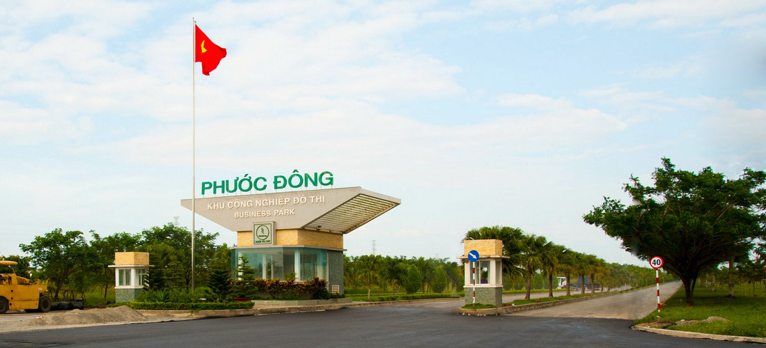 Chậm báo cáo giao dịch, Phó Tổng Giám đốc SIP bị xử phạt