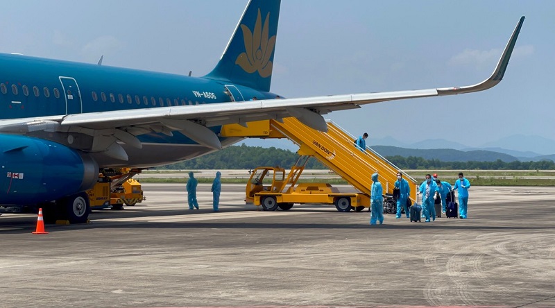 Nghiên cứu giải pháp tháo gỡ khó khăn cho ngành hàng không