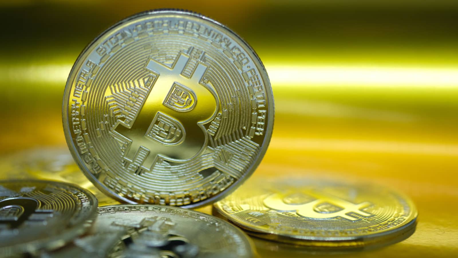 Được coi là hàng rào chống lạm phát, tại sao Bitcoin lại giảm giá khi lạm phát tăng cao?