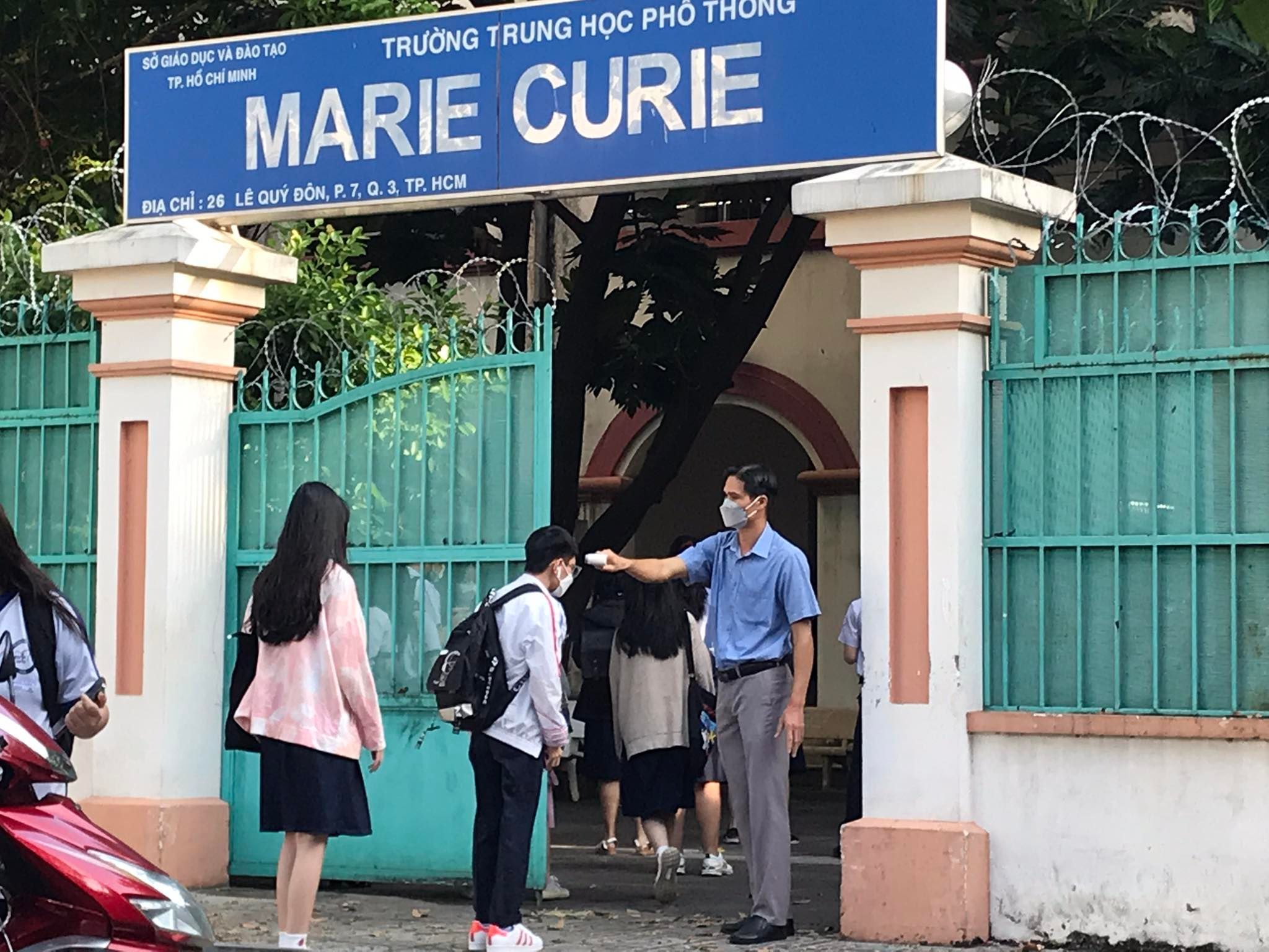 10 vạn học sinh TP.HCM quay trở lại trường sau 7 tháng