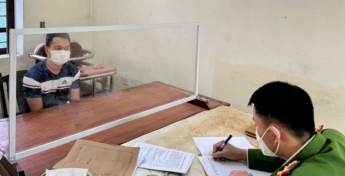 Phá đường dây cá độ bóng đá qua mạng với giao dịch hơn 1.000 tỷ đồng