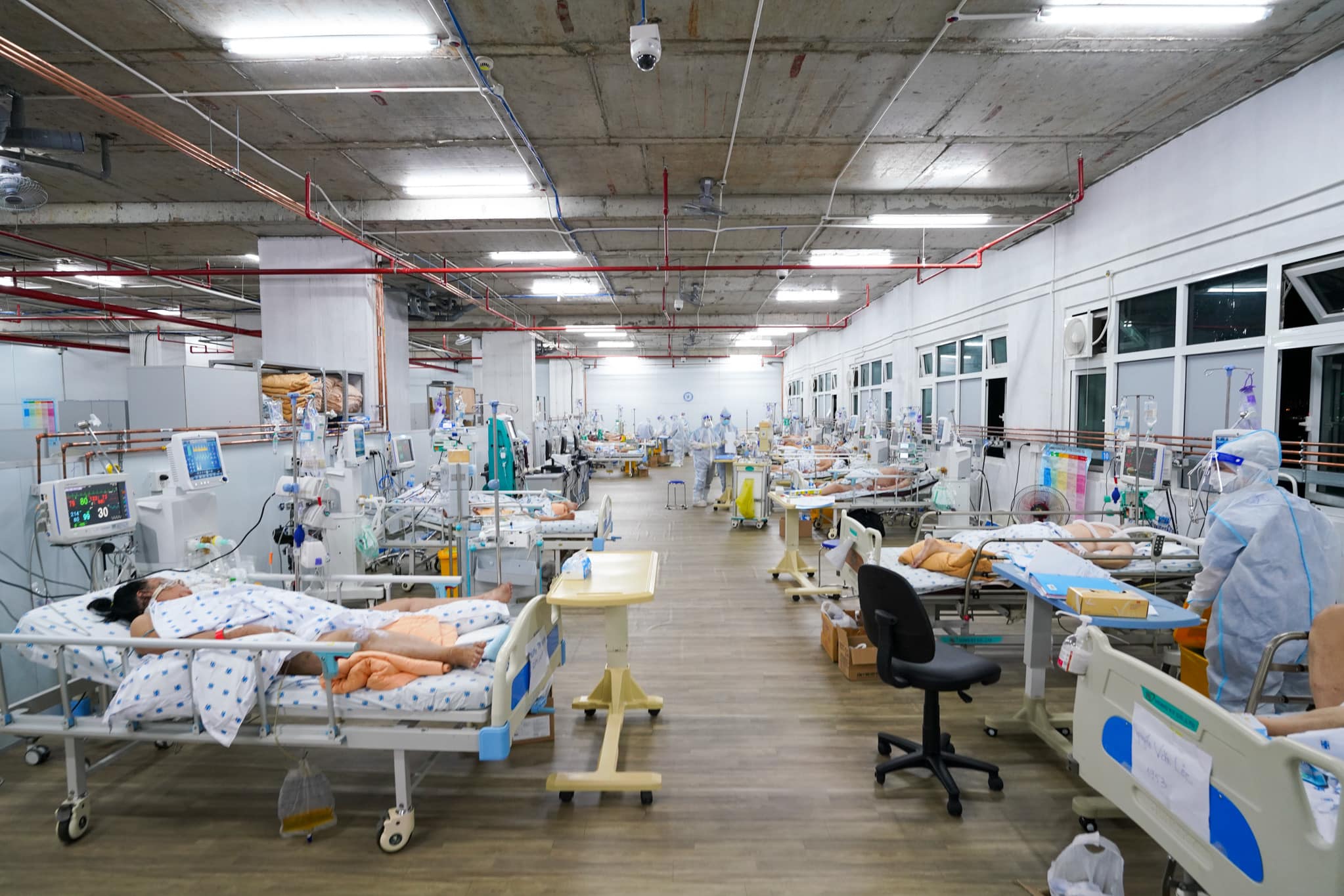 Đề phòng biến chủng Omicron gây tử vong nhiều người: Tuyệt đối không để thiếu thuốc!