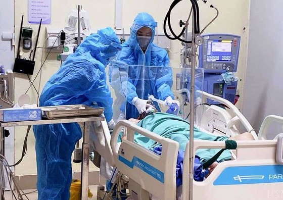 Triển khai các giải pháp giảm tử vong do COVID-19