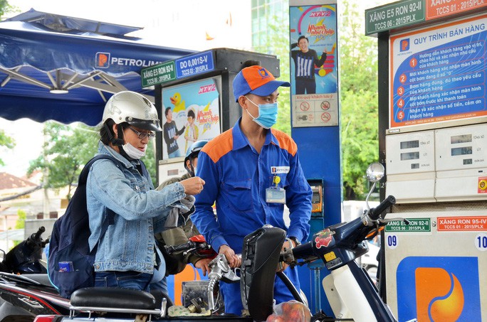 Giá xăng có thể tăng trở lại vào ngày mai