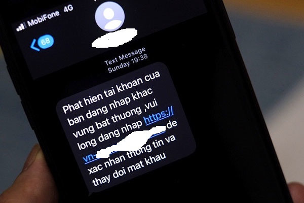 Cuối năm, gia tăng cảnh báo các hành vi giả mạo tin nhắn ngân hàng