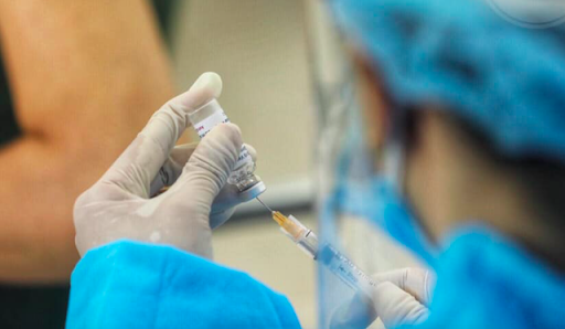 Tiến hành các thủ tục để mua vaccine cho trẻ 5-11 tuổi