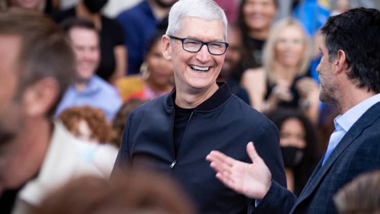Hành trình đưa Apple đạt vốn hoá 3.000 tỷ USD minh chứng cho lợi ích của việc bạo chi mua cổ phiếu quỹ