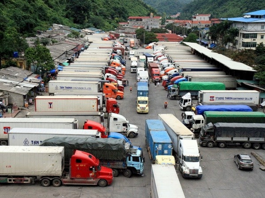 Lập Ban chỉ đạo giải quyết ùn tắc ở cửa khẩu