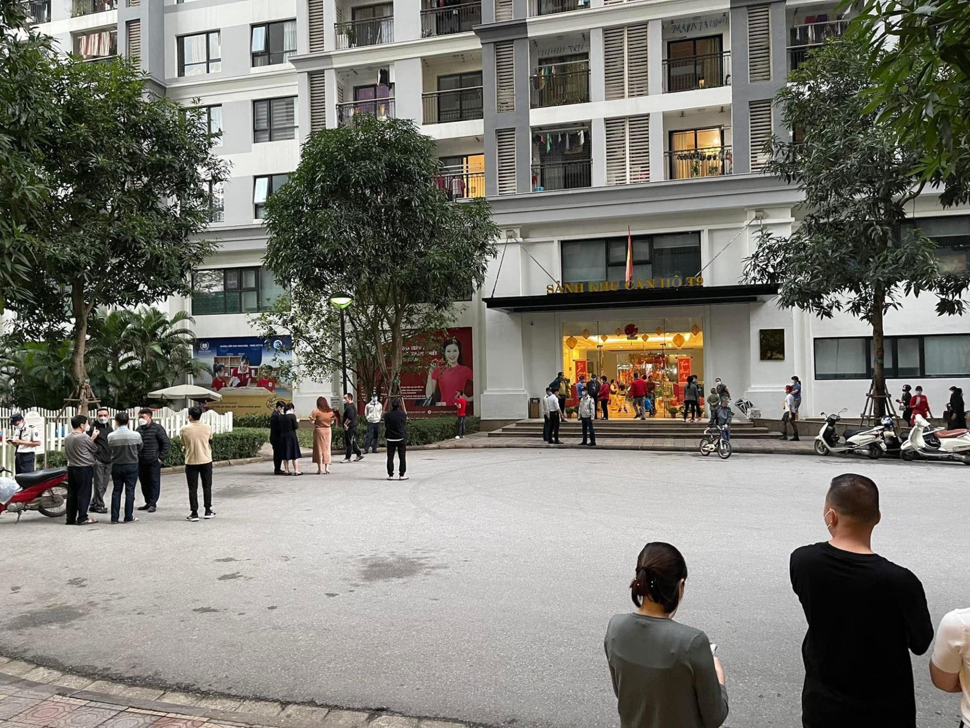 Hà Nội: Bé trai 7 tuổi rơi từ tầng 31 chung cư xuống đất, tử vong thương tâm