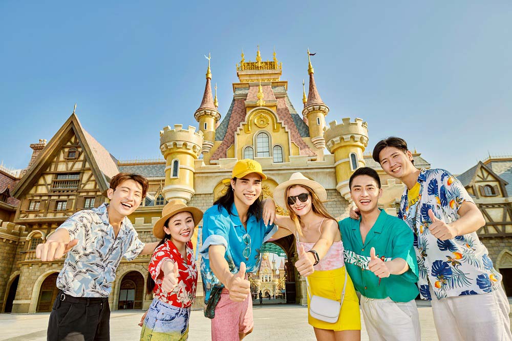 Đề xuất mở cửa hoàn toàn hoạt động du lịch quốc tế từ 31/3