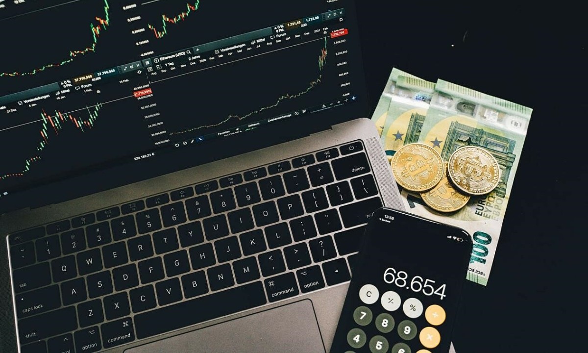 Nhà đầu tư nên làm gì để bảo vệ mình trước lạm phát?