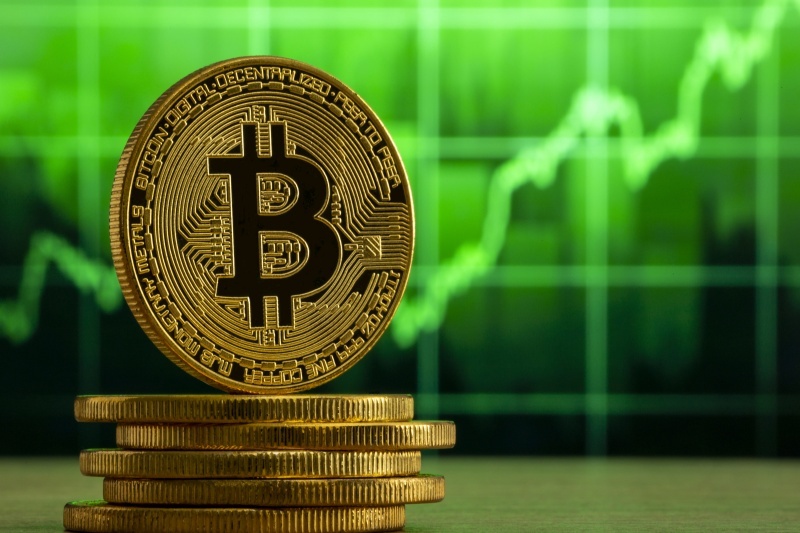 Bitcoin hồi phục sau cú giảm thảm hại