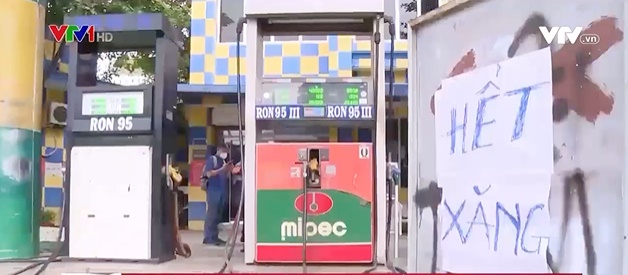 Một số cây xăng tại TP Hồ Chí Minh treo biển hết xăng