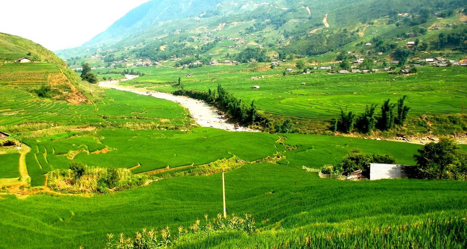 Book now Sapa Walk and Bac Ha Market 4 days