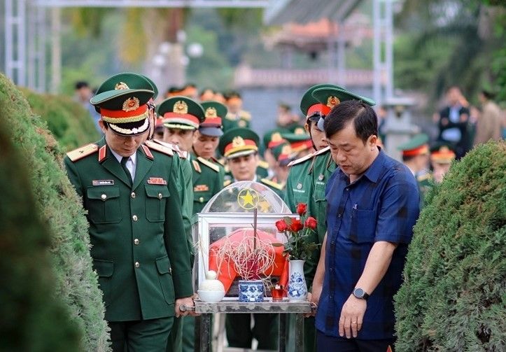 Tỉnh Điện Biên: Truy điệu, an táng 3 HCLS