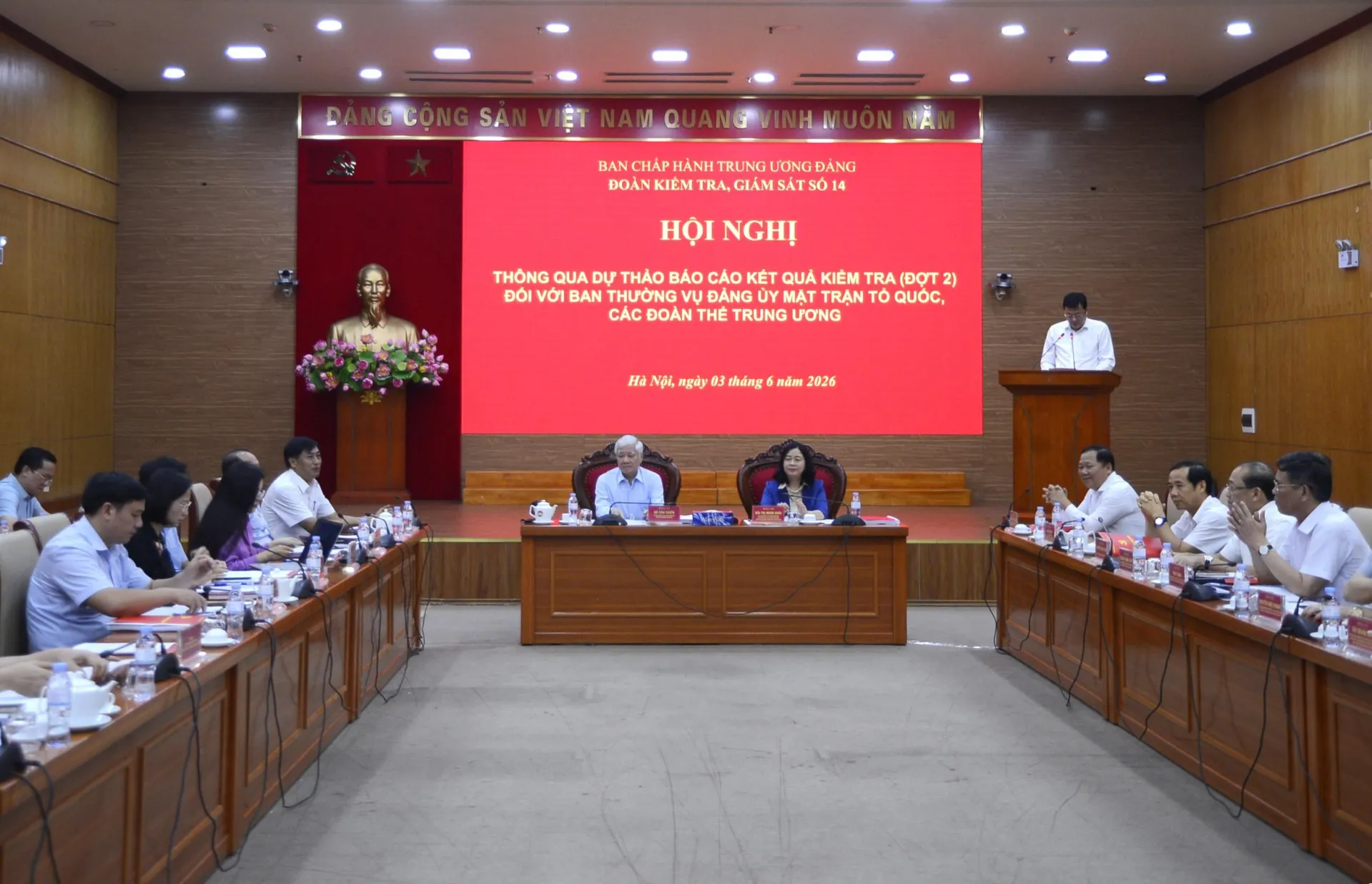 Thông qua dự thảo báo cáo kết quả kiểm tra đợt 2 đối với Ban Thường vụ Đảng ủy MTTQ, các đoàn thể Trung ương