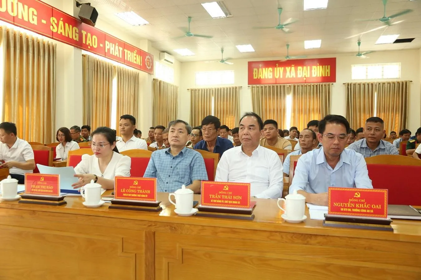 Nâng cao chất lượng sinh hoạt chi bộ từ nền tảng số