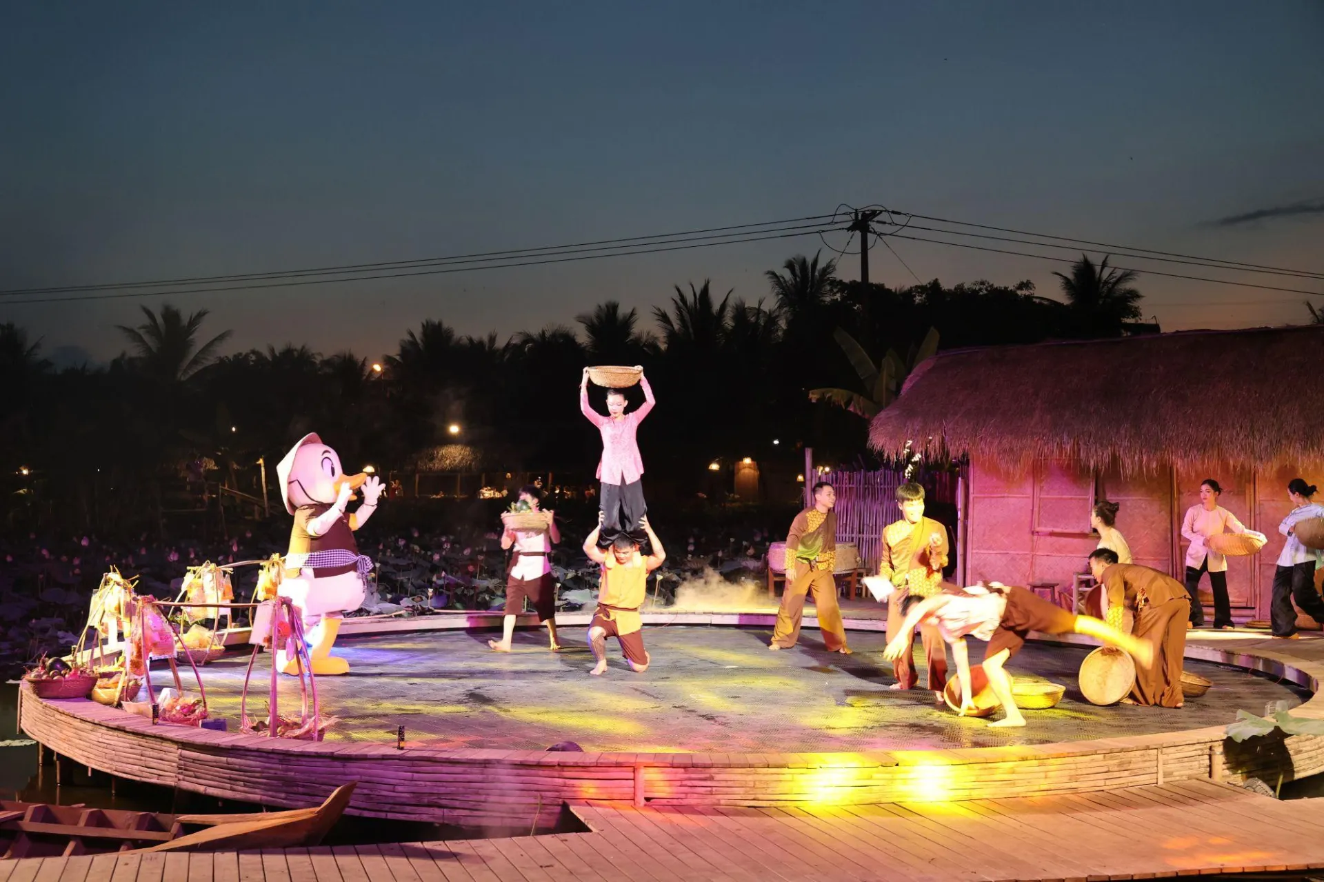 Khai mạc Hội hè Nha Trang Xưa 2026: Đánh thức ký ức tuổi thơ giữa lòng phố biển