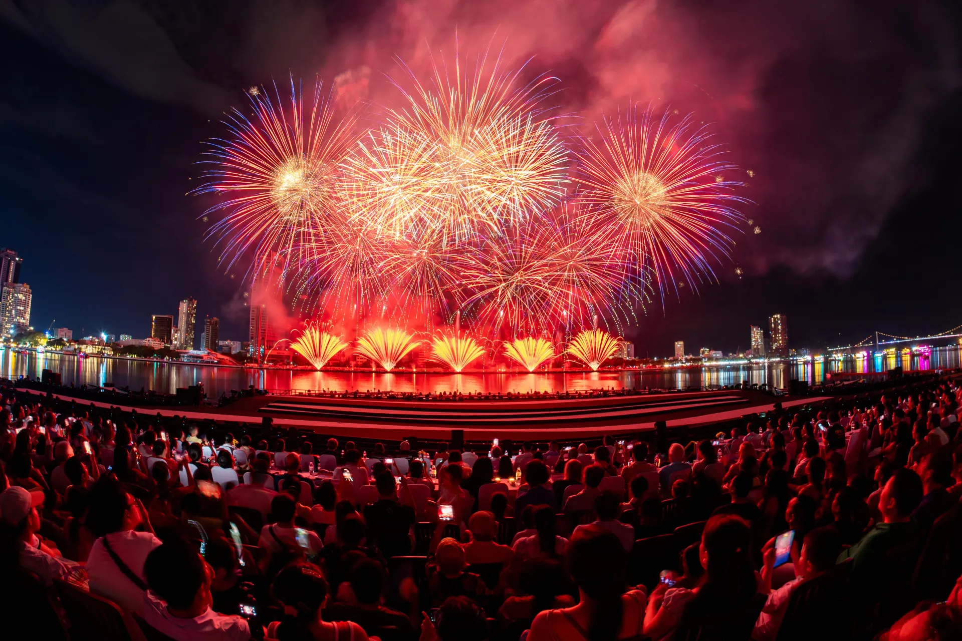 Lễ hội DIFF 2026: Thắp sáng Di sản bằng pháo hoa