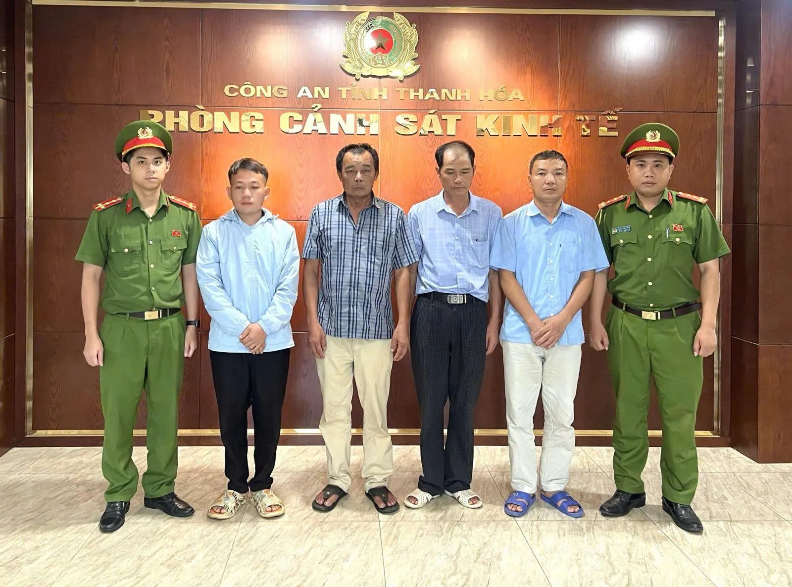 Công an Thanh Hoá khởi tố 4 đối tượng giết mổ và tiêu thụ 21 con lợn nhiễm dịch tả lợn châu Phi ra thị trường