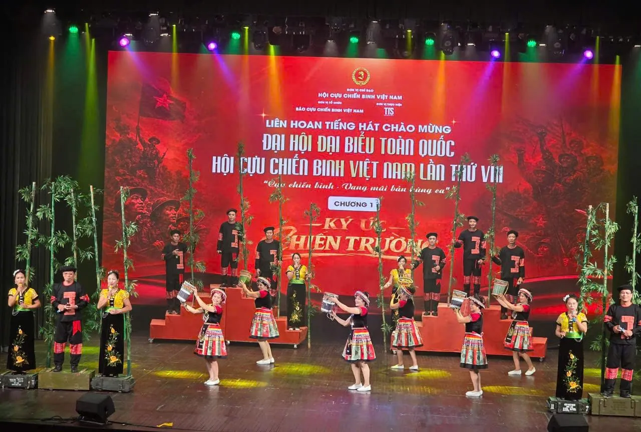 KÝ ỨC THỜI HOA LỬA VÀ GIAI ĐIỆU TỰ HÀO ĐI CÙNG NĂM THÁNG