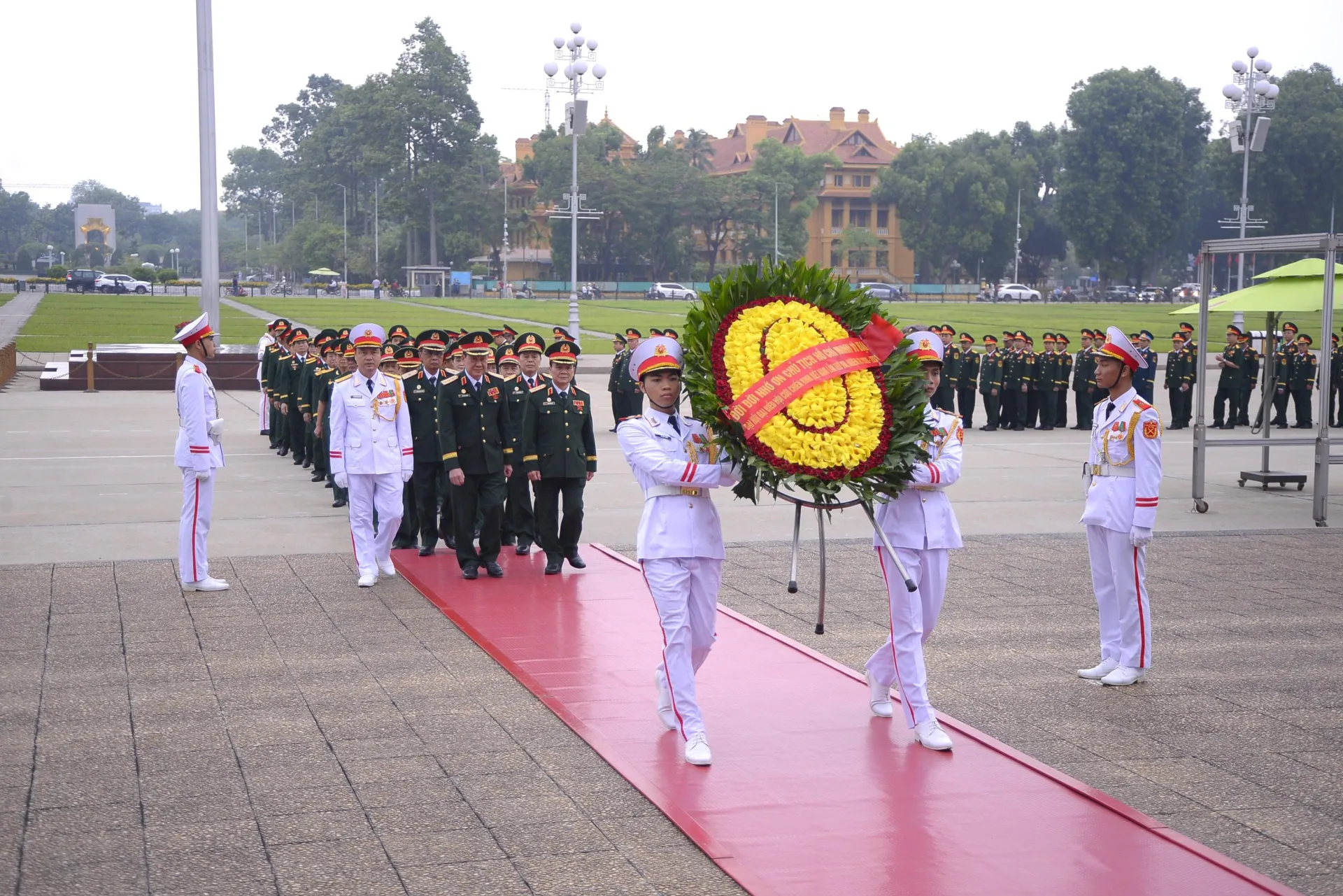 Đoàn đại biểu Đại hội Hội Cựu chiến binh Việt Nam lần thứ VIII, nhiệm kỳ 2026-2031 vào Lăng viếng Chủ tịch Hồ Chí Minh