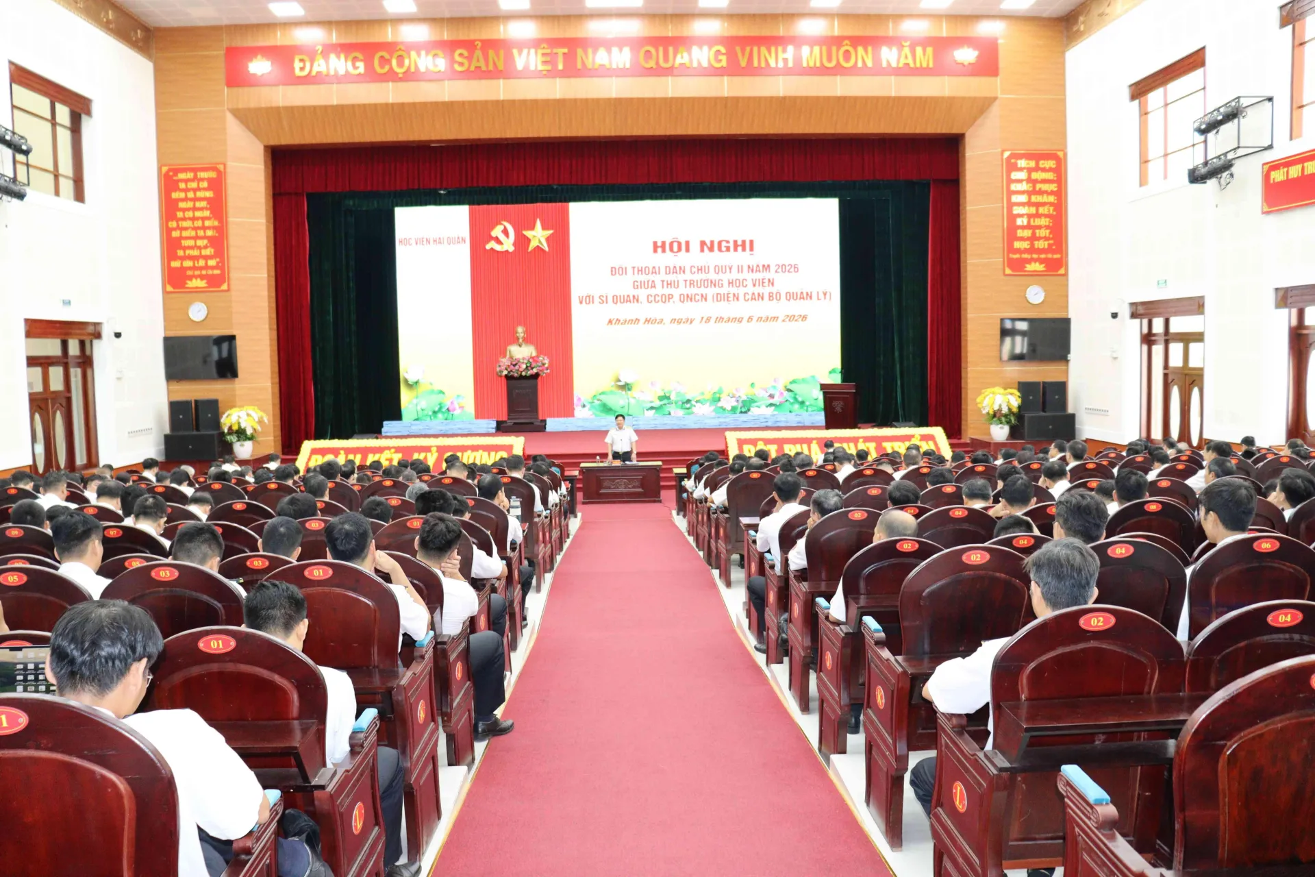 Học viện Hải quân: Nâng cao chất lượng đối thoại.