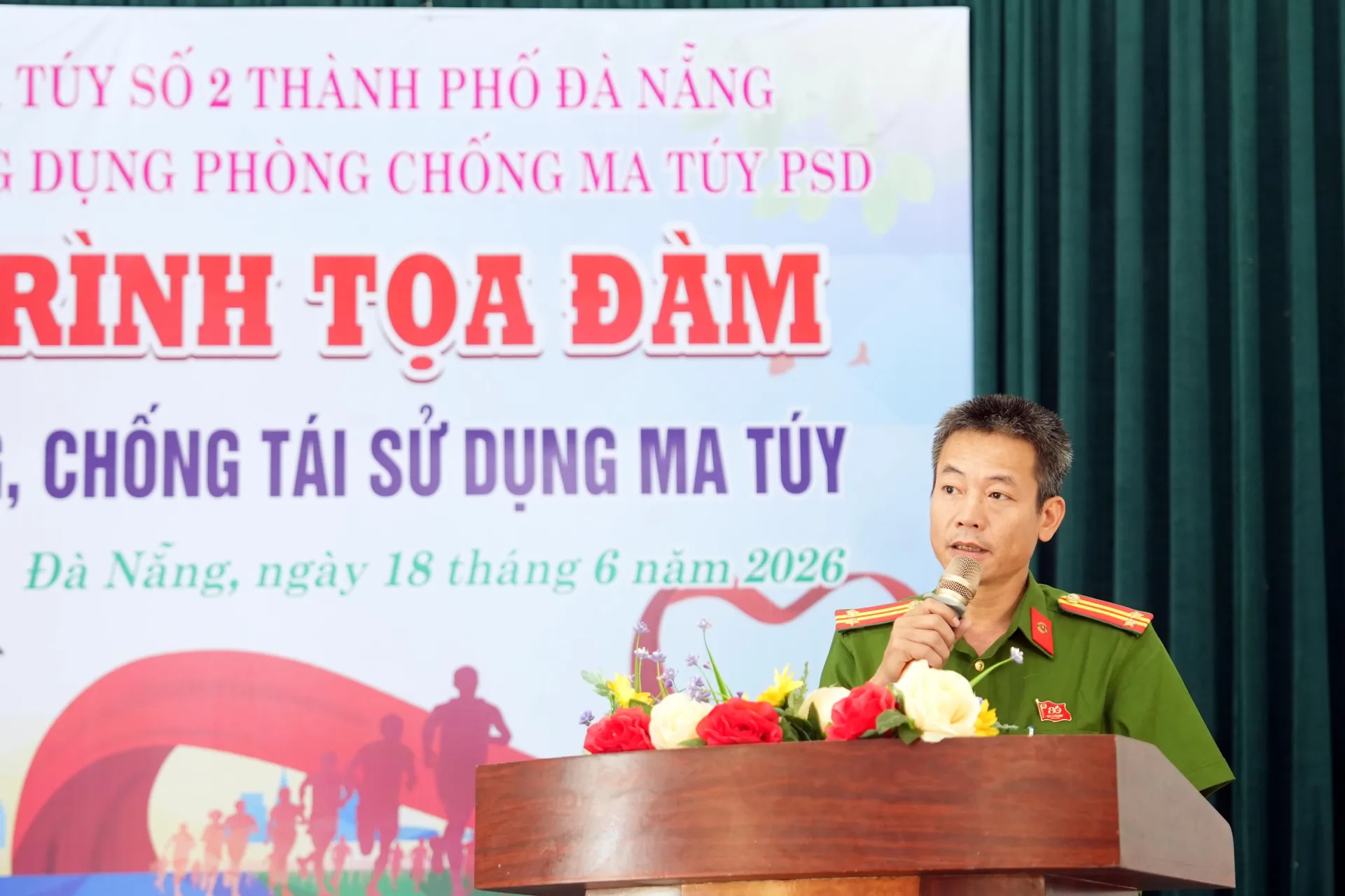 Hàng trăm học viên được 'tiếp lửa' qua toạ đàm phòng, chống tái sử dụng ma tuý