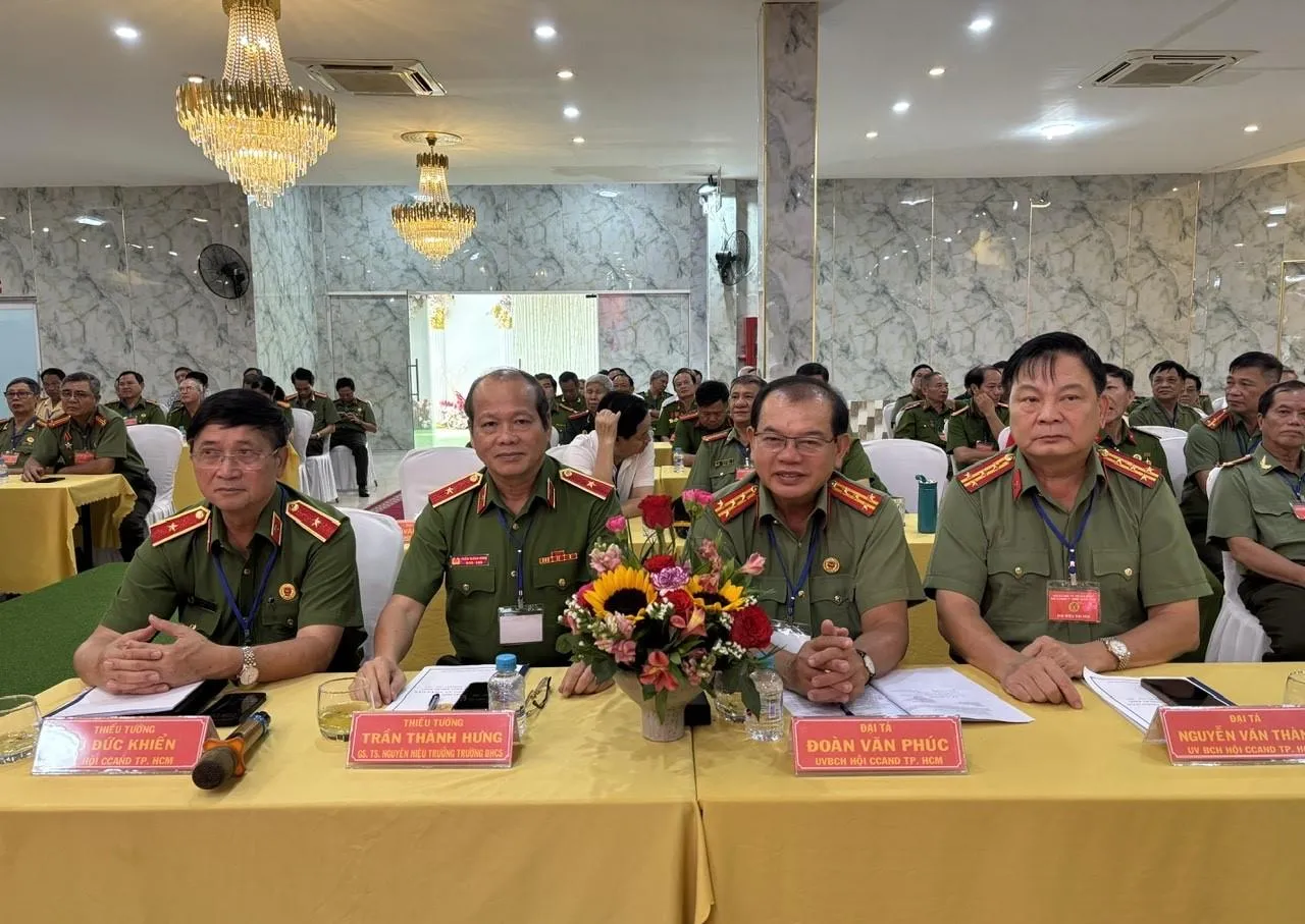Ngọn lửa nhiệt huyết chiến thắng tuổi tác