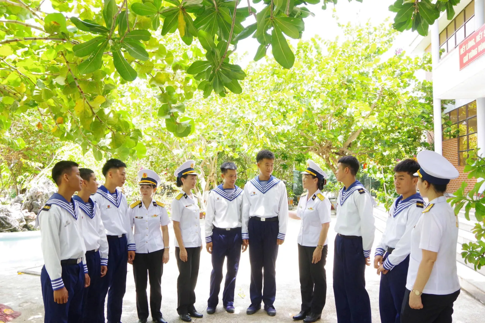 Đong đầy ước mơ chiến sỹ Trường Sa