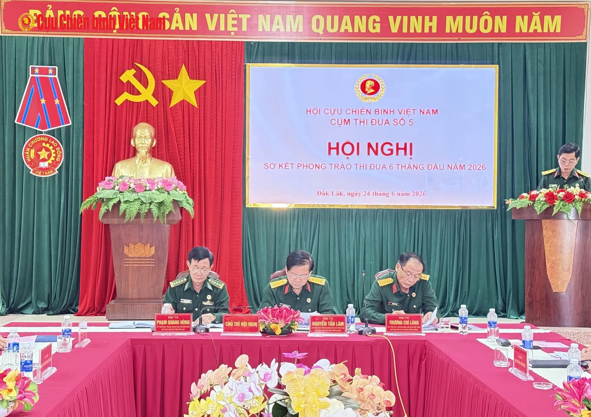 Cụm thi đua số 5 sơ kết Phong trào thi đua “CCB gương mẫu”