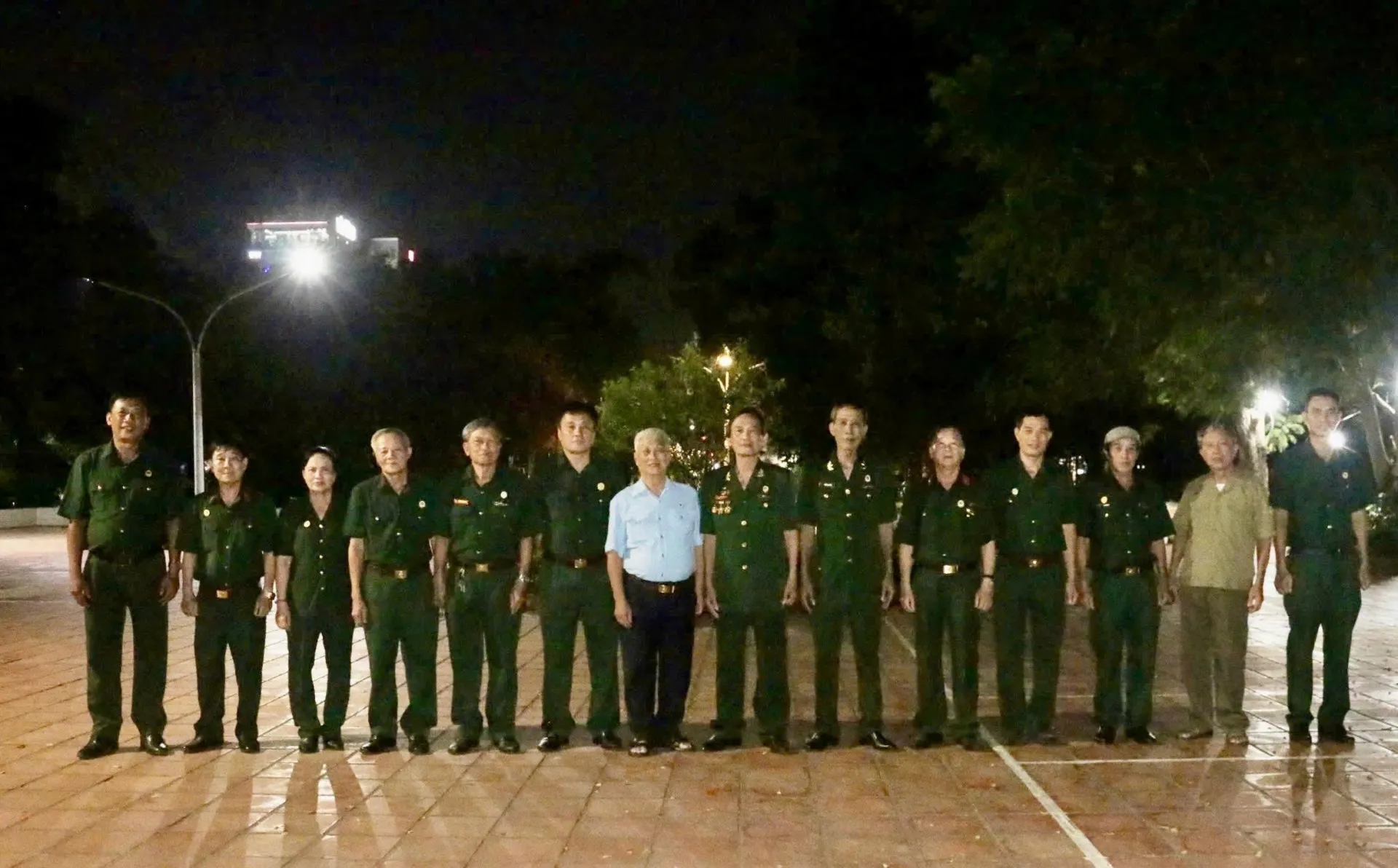 Hội Cựu chiến binh phường Hòa Hưng tích cực phối hợp phục vụ công tác tìm kiếm, quy tập hài cốt liệt sĩ tại Công viên Lê Thị Riêng