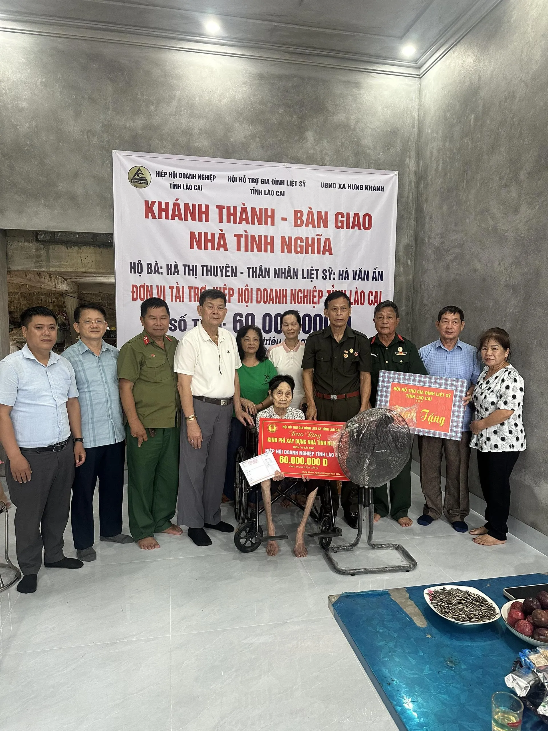 MÁI ẤM CHỜ ĐÓN LIỆT SĨ TRỞ VỀ