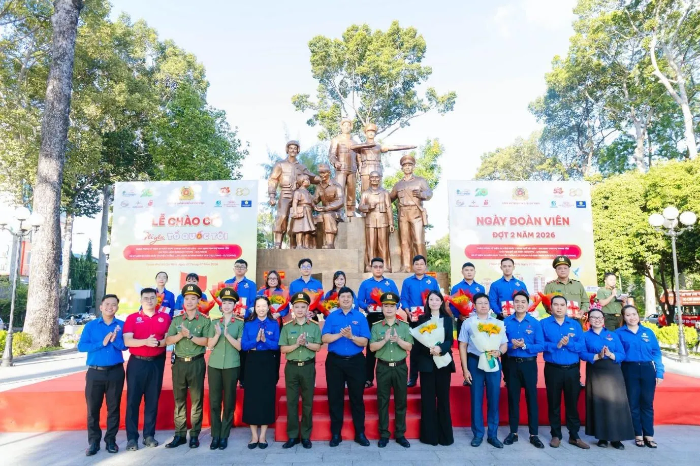 CÔNG AN THÀNH PHỐ HỒ CHÍ MINH TỔ CHỨC LỄ CHÀO CỜ 'TÔI YÊU TỔ QUỐC TÔI' VÀ NGÀY ĐOÀN VIÊN ĐỢT II NĂM 2026