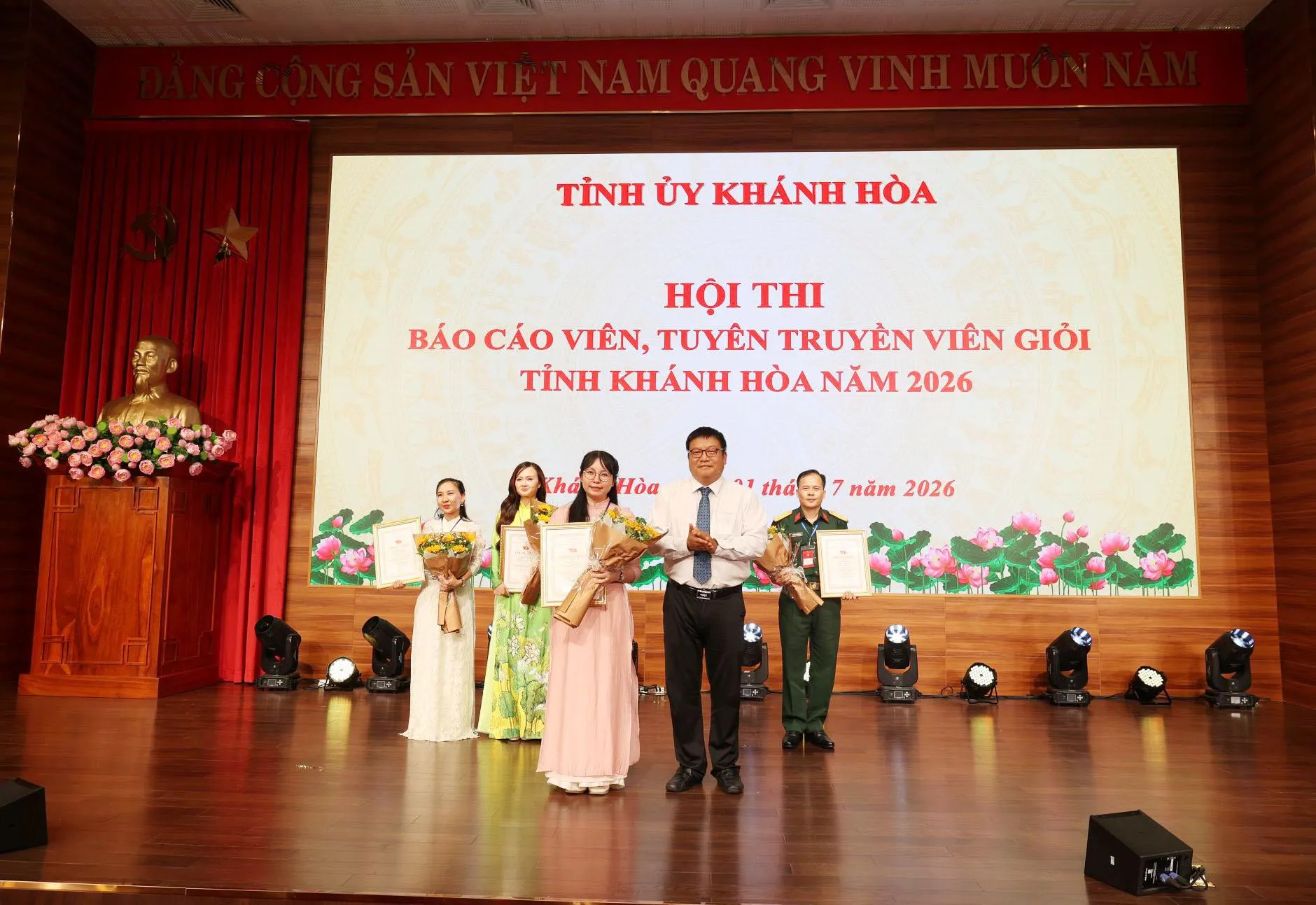 Khánh Hòa: Bế mạc và trao giải Hội thi báo cáo viên, tuyên truyền viên giỏi cấp tỉnh năm 2026