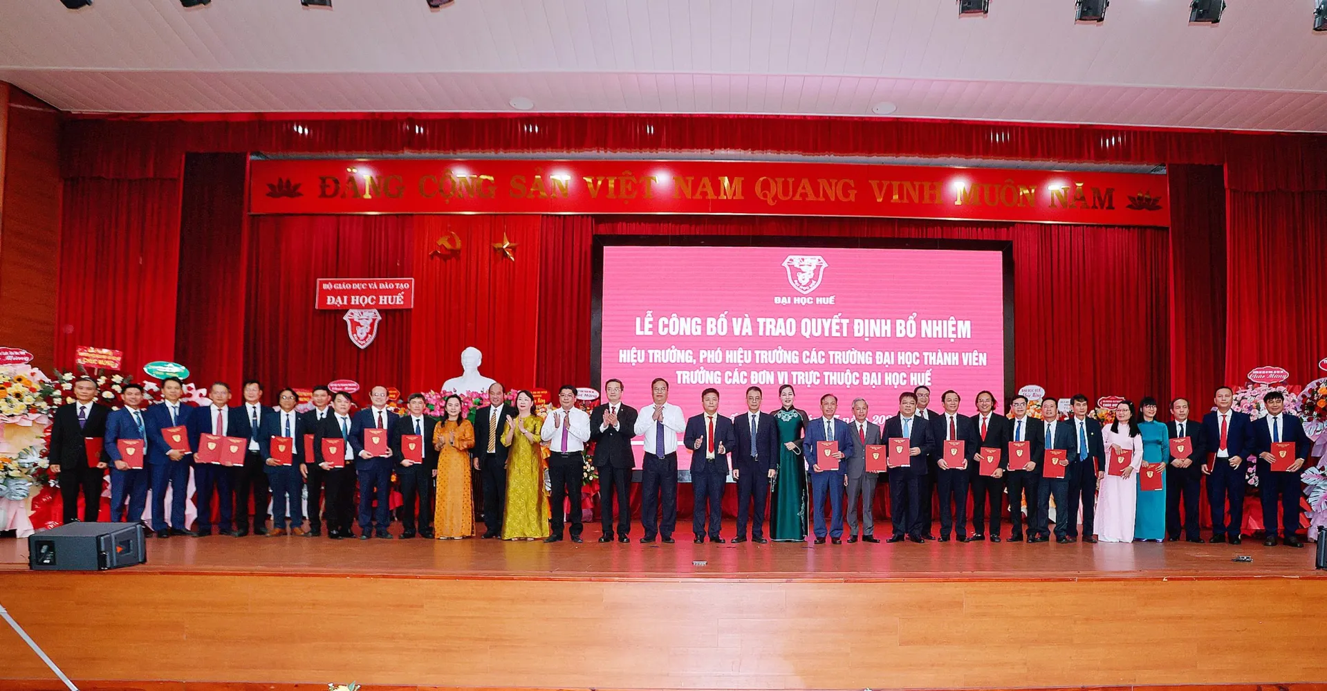 Đại học Huế công bố quyết định bổ nhiệm lãnh đạo các Trường Đại học thành viên
