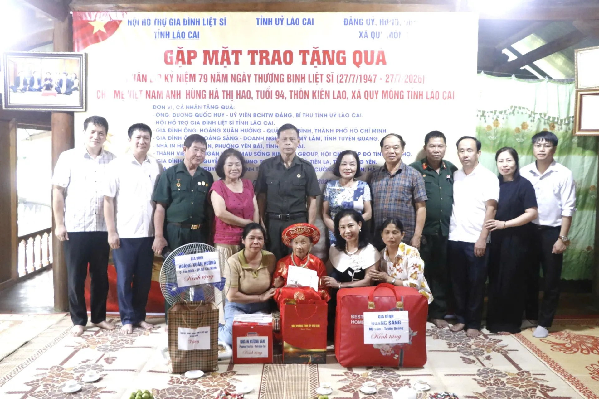TRI ÂN MẸ VIỆT NAM ANH HÙNG